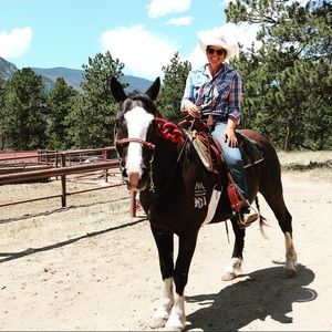 Meet your Posher, Christie